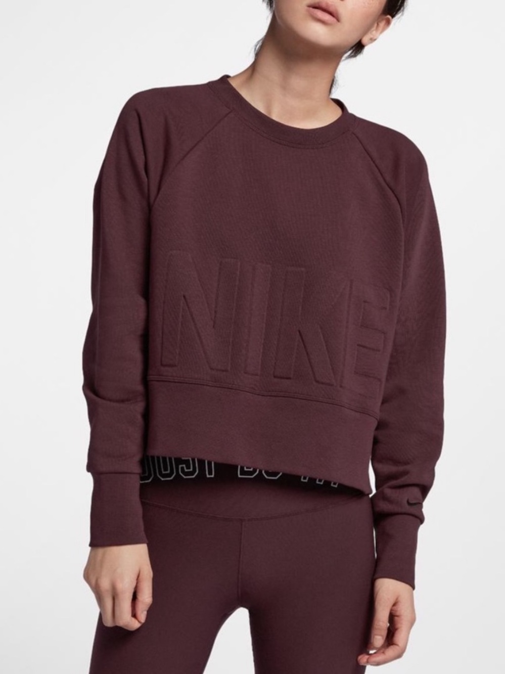 Nike Cropped Crew Sweatshirt in Burgundy
